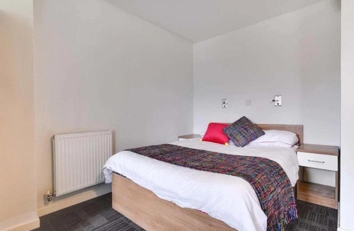 Finsbury Park House | Modern Studios & Rooms, HOLLOWAY - SK
