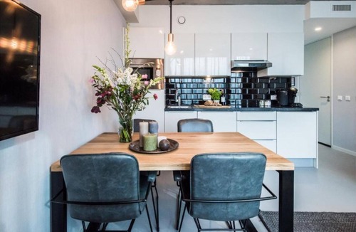 Eastern Docklands Apartment | Modern style 2 bedroom apartment in Eastern Amsterdam