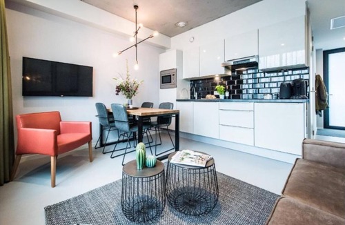 Eastern Docklands Apartment | Modern style 2 bedroom apartment in Eastern Amsterdam