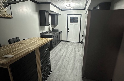 Morgantown House | Modern styled 3 Bdrm 2 bath with a Game Room and large sitting and dining area.