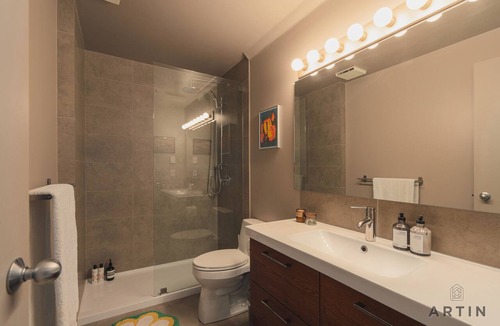 Mount Pleasant Condo | Modern & Stylish Studio Flat - Right off Main St.
