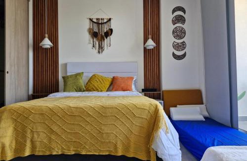 Papare Apartment | Modern suite steps from the sea