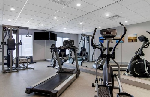 McDonough House | Modern Suite Will Make Your Stay Exceptional