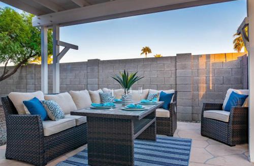 Tempe Gardens House | Modern, Tempe Oasis! Private Pool, Sleeps 12