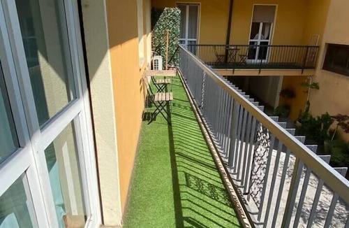 Sesto Calende Apartment | Modern three-room apartment 2min Leonardo Academy, Center