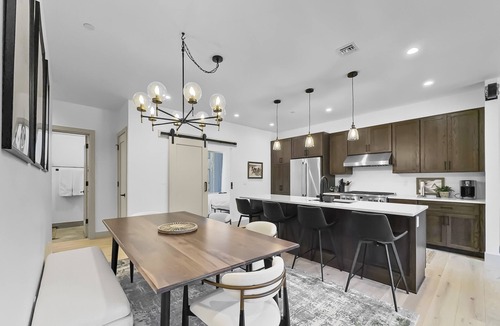Silverthorne House | Modern Townhome, Amazing views from the Rooftop Hot tub 541