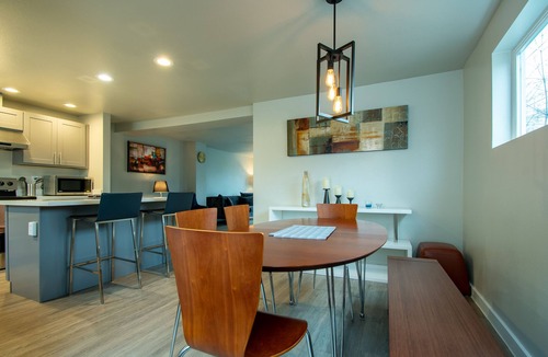 North Beacon Hill House | Modern Townhome North Beacon Hill - 5 minutes to Downtown