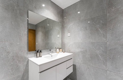 Fareja Apartment | Modern tranquility in Gémeos