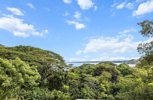Cerro Plano Apartment | Modern Tropical Retreat with Ocean View and Private Pool for Unforgettable Stays