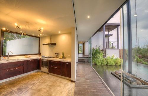 Bejuco House | Modern Tropical Villa, Private Pool, Ocean View, Nature Trails, Gated