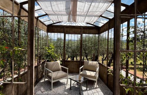 Chianni Bed & Breakfast | Modern Tuscan Escape Podere la Svolta