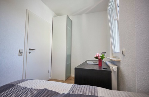Offenbach am Main Apartment | Modern two bedroom apartment with balcony - Parking available - Free Bike Rentals