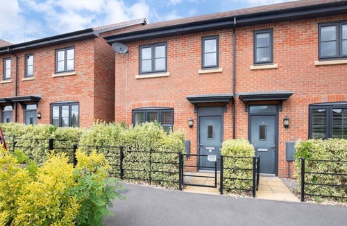 Cheltenham House | Modern Two Bedroom Two Bathroom Home