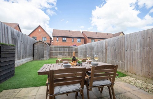 Cheltenham House | Modern Two Bedroom Two Bathroom Home
