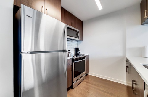 Paulus Hook Apartment | Modern Two Bed Serviced Apartement in Jersey City