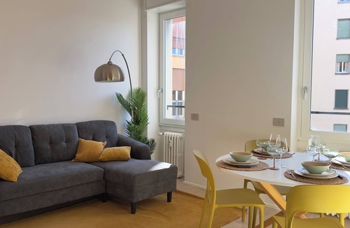 Borgo San Leonardo Apartment | Modern two-room apartment central borfuro kitchen living room design