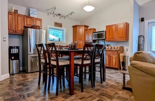 Big River Cabin | Modern, Upscale Cabin Retreat - Delaronde Lake, SK