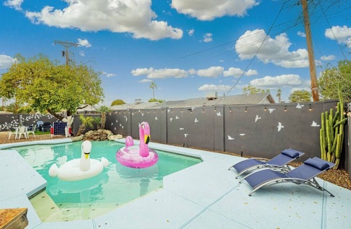 Scottsdale Estates Nine House | Modern & Upscale Entertainment Oasis: Private Pool