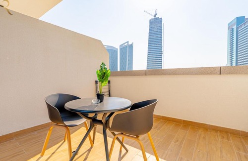 Abu Dhabi Apartment | Modern Urban Studio - Luxe Escape