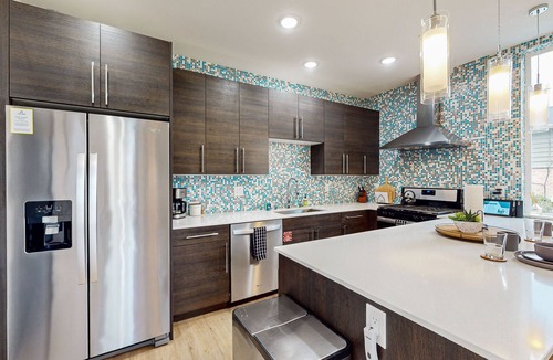 Greenwood House | Modern, urban townhome with rooftop patio views, gas grill and fire pit