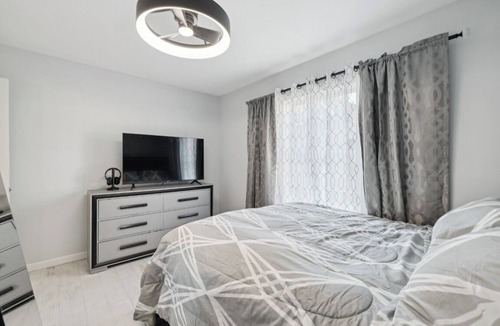 North Brunswick Bed & Breakfast | Modern 1-bedroom bed & breakfast in a new construction North Brunswick Township
