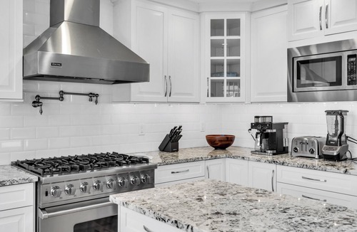 Point Pleasant Beach House | Modern Vacation Home - 6Bed/4Bath w/Saltwater Pool, Minutes to Beach and DT