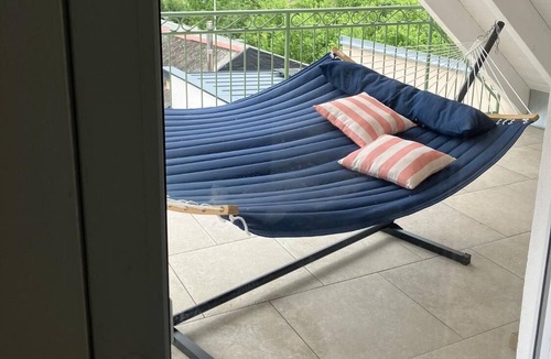 Riedenburg Apartment | Modern vacation apartment with roof terrace