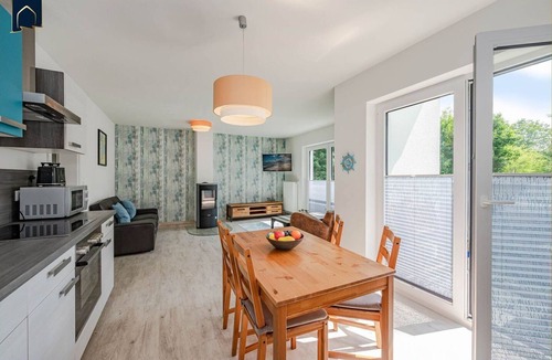 Heringsdorf House | Modern vacation apartment in Heringsdorf with balcony & garden view near the beach -