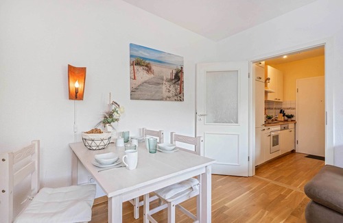 Koserow Apartment | Modern vacation apartment in Koserow with terrace - only 650 m to the beach