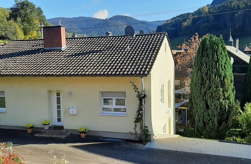 Elzach Apartment | Modern vacation apartment in the climatic health resort of Oberprechtal in the middle of the Black Forest