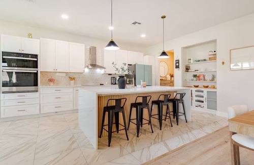 Southeast Orlando House | Modern Villa 3BR, 2.5BA, Pool, Clubhouse, Tennis court, Community Park