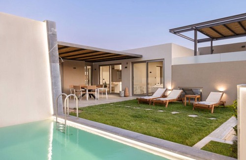 Mariou Villa | Modern Villa w/Private Pool 4km from Plakias Beach