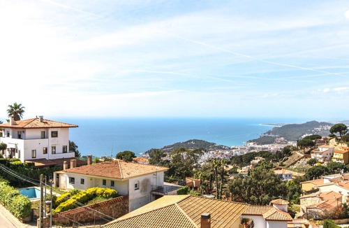 Lloret de Mar Villa | Modern villa with pool and sea view in Lloret de Mar