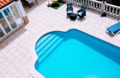 Lloret de Mar Villa | Modern villa with private pool and parking, near Lloret de Mar