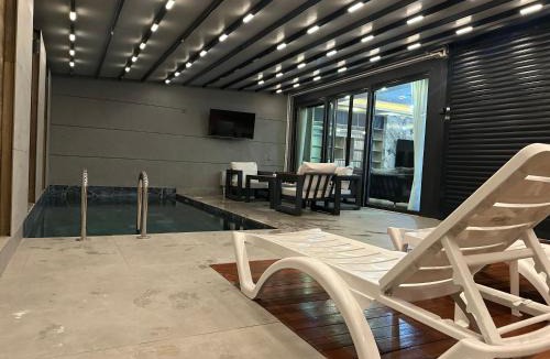 Kundu Villa | Modern Villa with Heated Private Pool - Antalya Lara