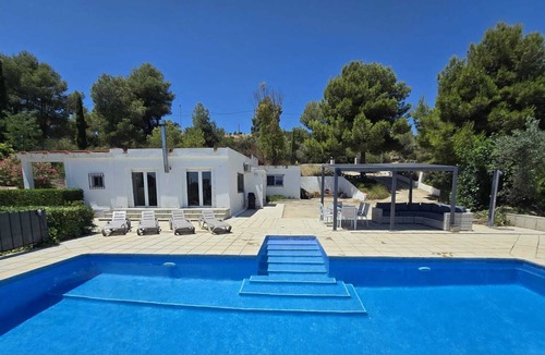 Catadau Villa | Modern villa with large private pool & far reaching sea views Catadau, Valencia