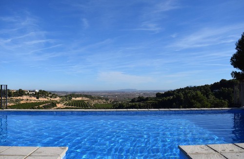 Catadau Villa | Modern villa with large private pool & far reaching sea views Catadau, Valencia