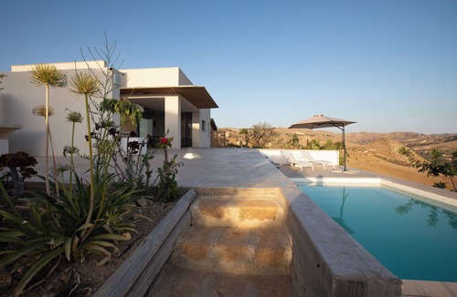 Favara Villa | Modern villa with pool near the Valley of the Temples and the Scala dei Turchi.
