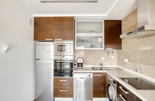 Salir do Porto House | Modern Villa with Pool and barbecue
