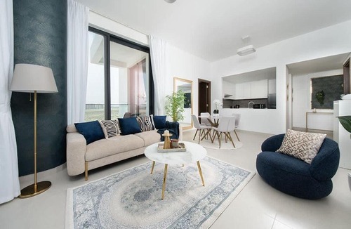 Al Hamriya Apartment | Modern Waterfront 1-Bedroom Apartment - Blue Bay Walk