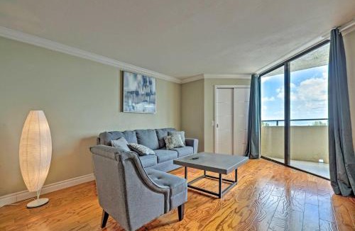 Hudson House | Modern Waterfront Hudson Condo w/Resort Pool!
