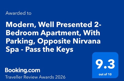 Sindlesham Apartment | Modern, Well Presented 2-Bedroom Apartment, With Parking, Opposite Nirvana Spa - Pass the Keys