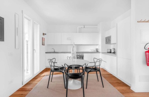 Gallaratese Apartment | Modern with Terrace & Garage by NDP rent