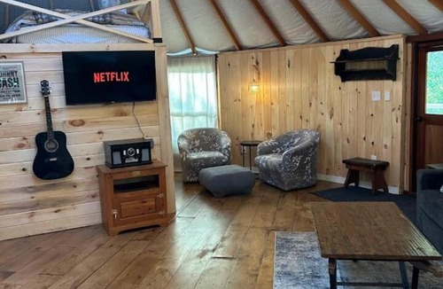 Buckfield Other | Modern Yurt | 2 Decks + Bar | Wifi | Fire Pit - Tent