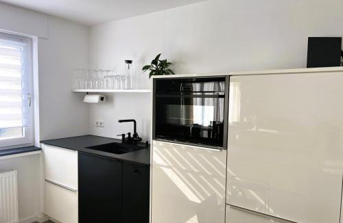 Waiblingen Apartment | Moderne 2-Zimmer-Wohnung - Küche - Balkon - Wifi