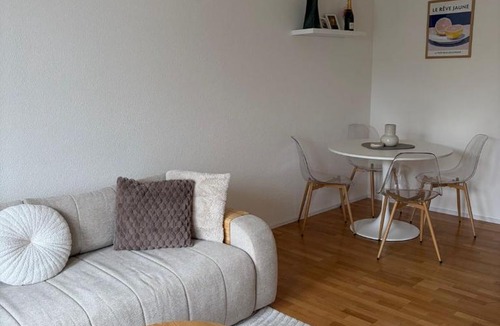 Rorschach Apartment | Moderne 4-Zimmer Wohnung nahe Bodensee mit Balkon