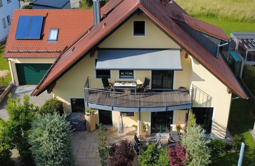 Essing Apartment | Moderne 75qm Ferienwohnung mit großem Balkon