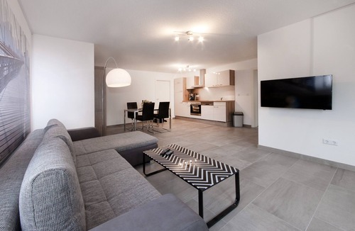 Unterohrn Apartment | Moderne Ferienwohnung in Öhringen mit Idealer Anbindung zur Autobahn