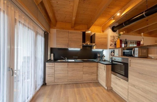 Pleystein Apartment | Moderne Ferienwohnung Hochberg mit Balkon
