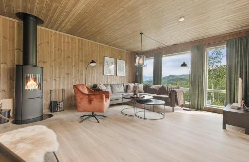 Sykkylven House | Moderne hytte på Fjellsætra med Jacuzzi